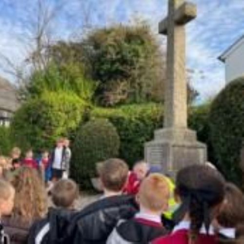 Y6 War Memorial Visit.jpg