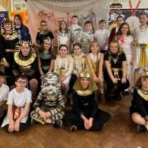 Y6 Egyptian Day.jpg